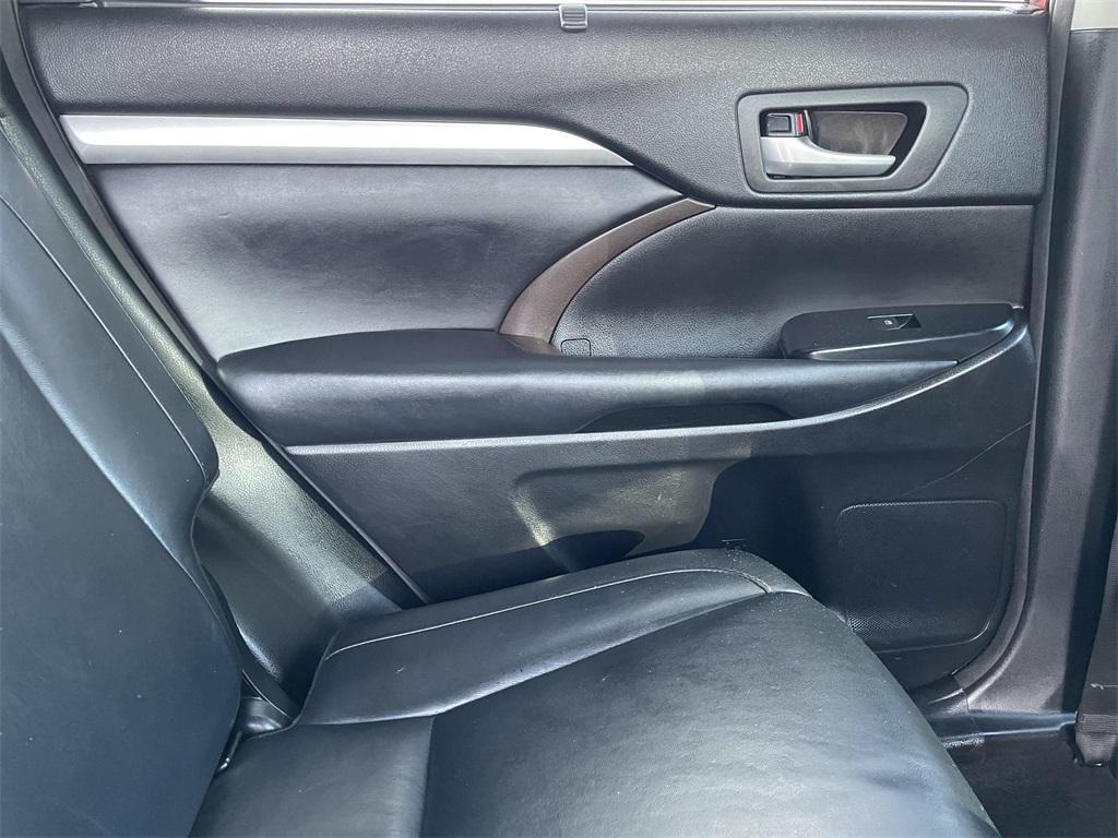 used 2018 Toyota Highlander car, priced at $14,000
