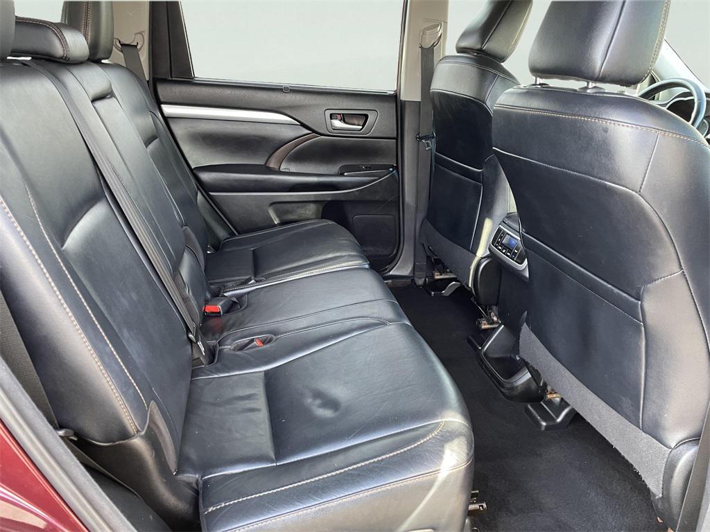 used 2018 Toyota Highlander car, priced at $14,000