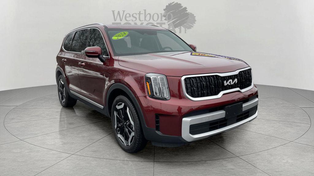 used 2024 Kia Telluride car, priced at $37,595