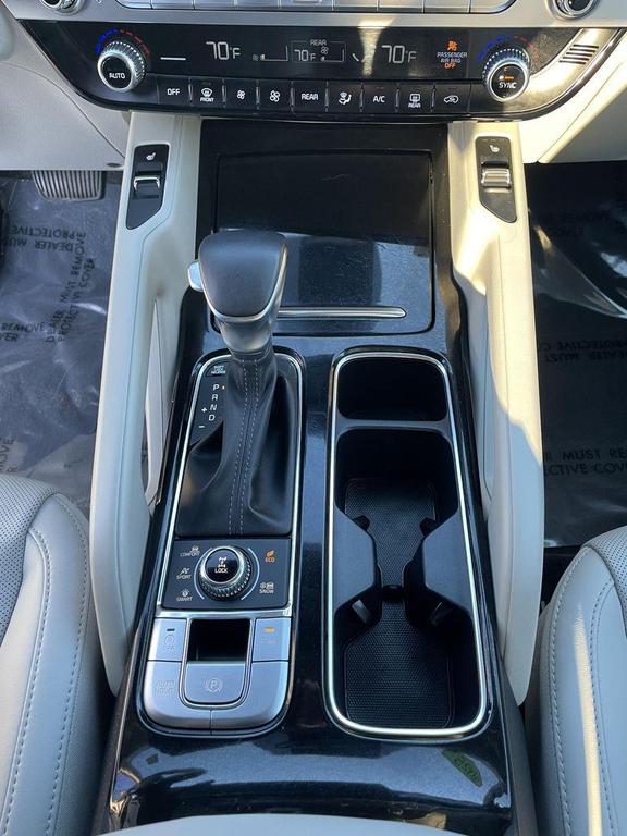 used 2025 Kia Telluride car, priced at $37,000