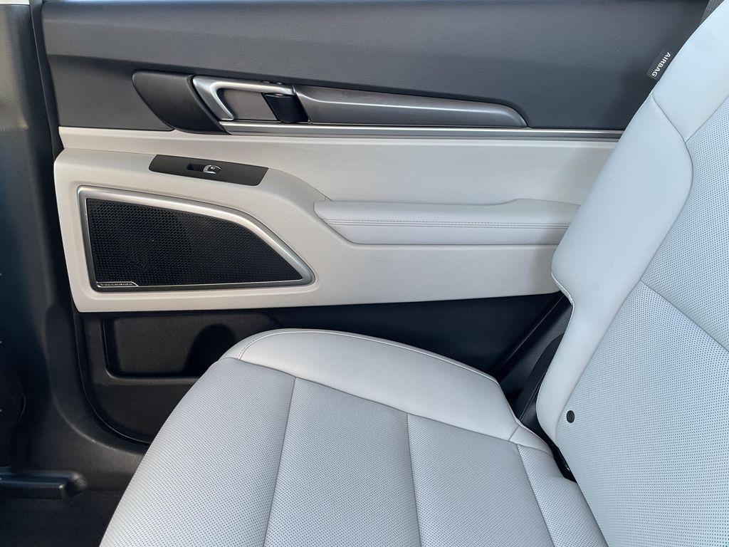 used 2025 Kia Telluride car, priced at $37,000