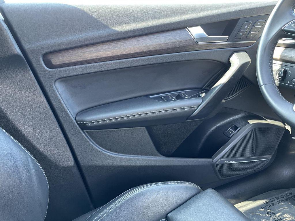 used 2024 Audi Q5 car, priced at $33,095