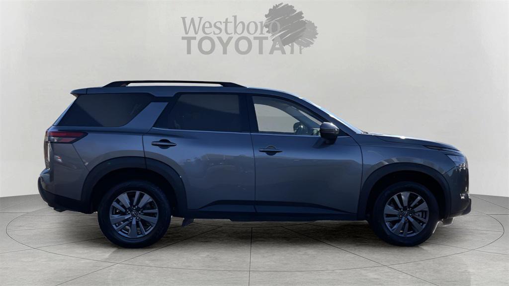 used 2025 Nissan Pathfinder car, priced at $28,000