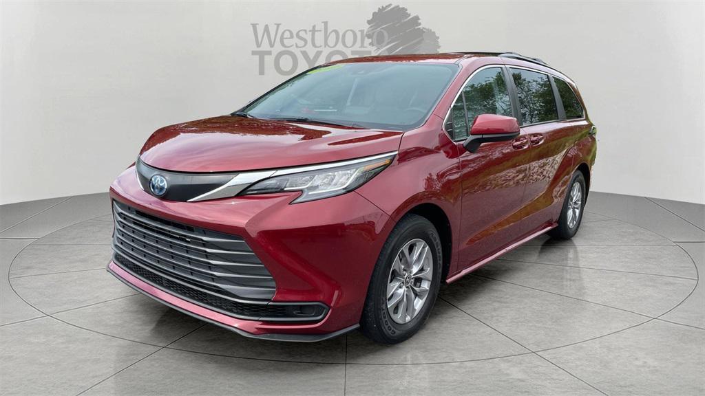 used 2022 Toyota Sienna car, priced at $35,000