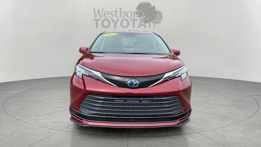 used 2022 Toyota Sienna car, priced at $33,000