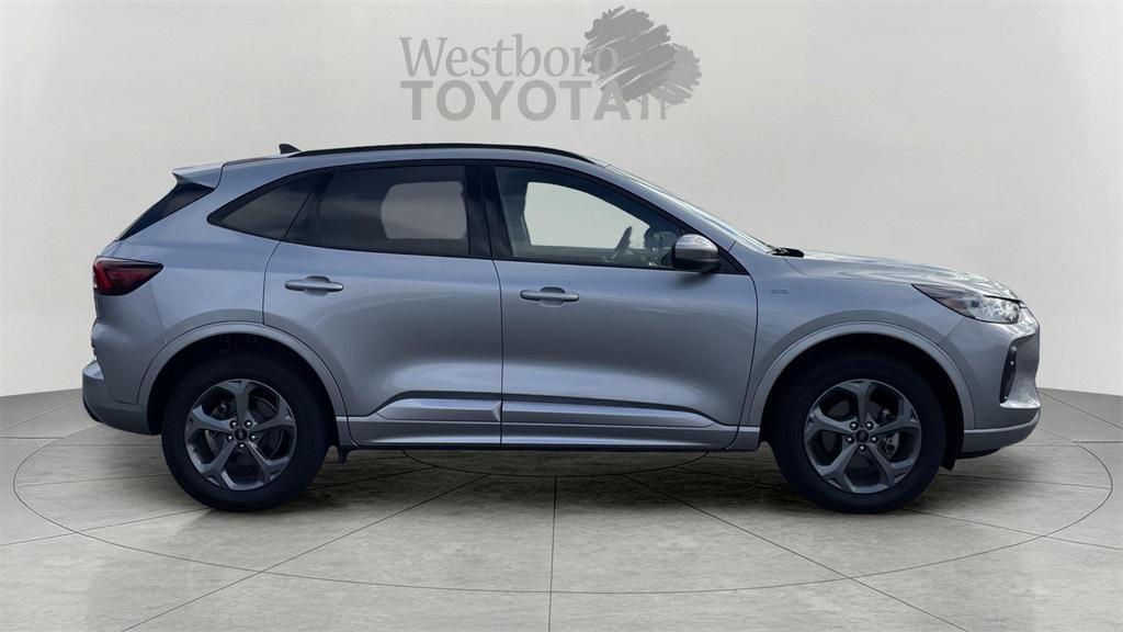 used 2024 Ford Escape car, priced at $27,000