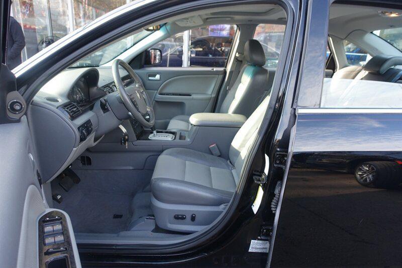 used 2006 Mercury Montego car, priced at $5,998