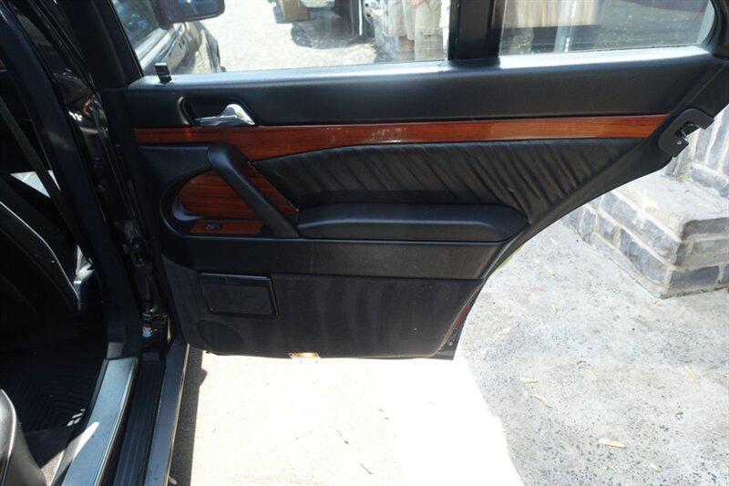 used 1994 Mercedes-Benz S-Class car, priced at $6,488