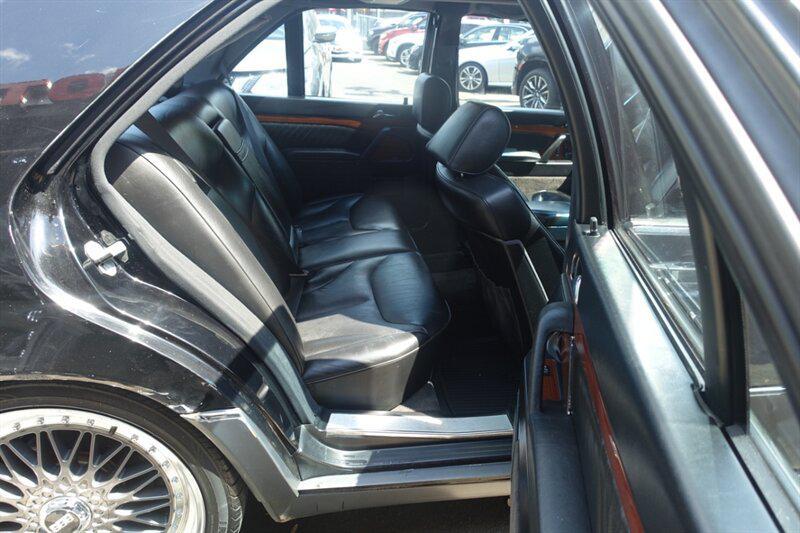 used 1994 Mercedes-Benz S-Class car, priced at $6,488