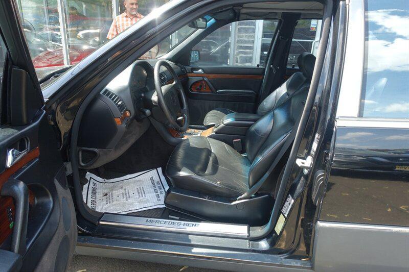 used 1994 Mercedes-Benz S-Class car, priced at $6,488