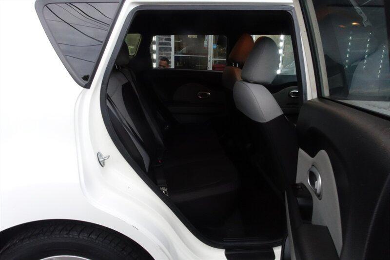 used 2016 Kia Soul car, priced at $5,989