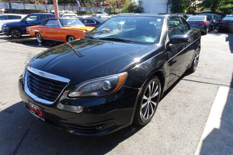 used 2013 Chrysler 200 car, priced at $4,998