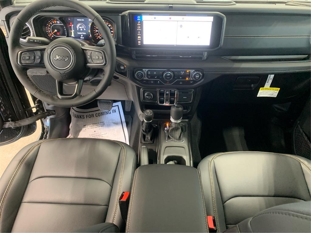 new 2025 Jeep Gladiator car, priced at $40,627