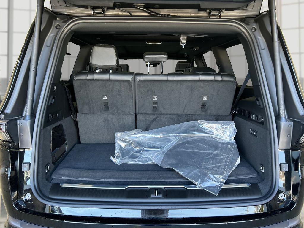 new 2026 Jeep Grand Wagoneer car, priced at $95,801