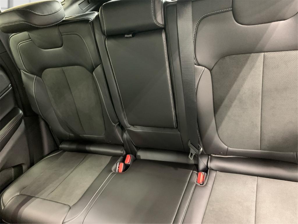 new 2025 Jeep Grand Cherokee car, priced at $39,934