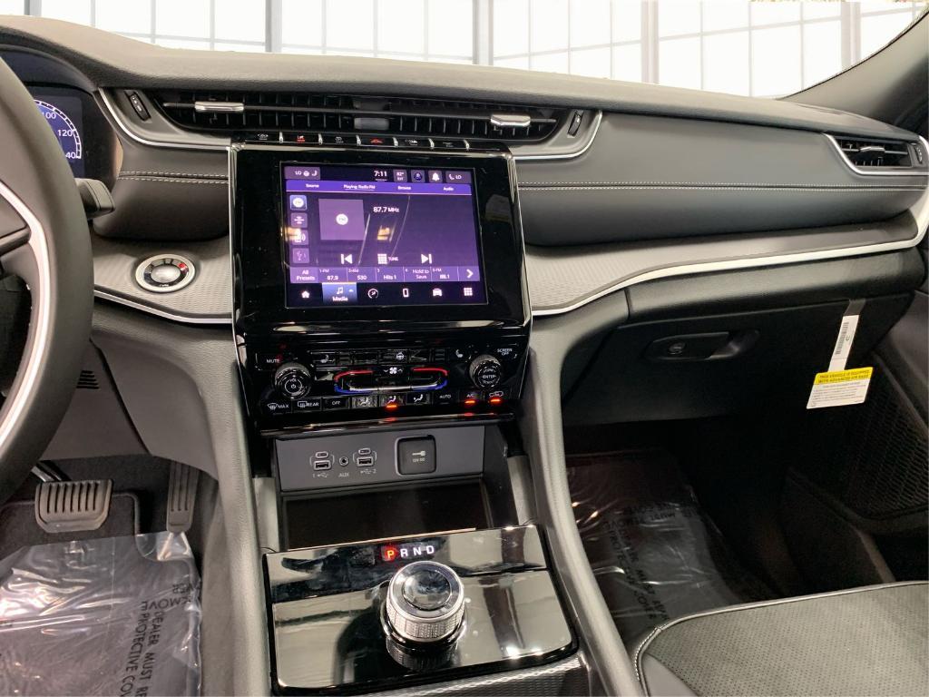 new 2025 Jeep Grand Cherokee L car, priced at $40,519