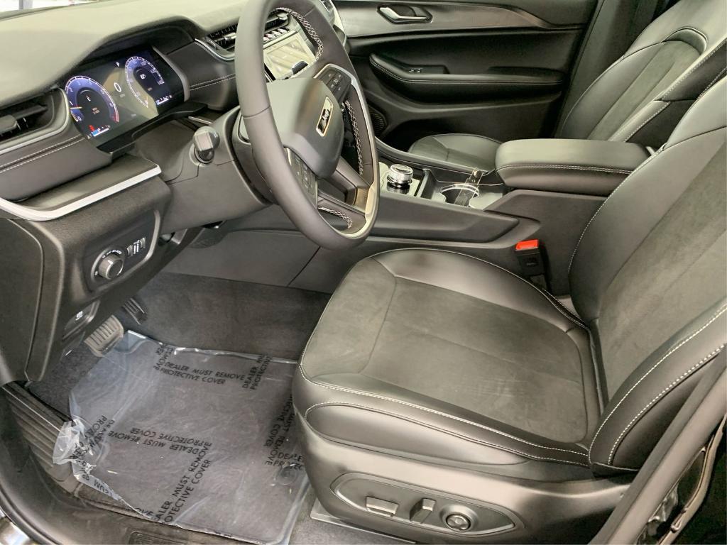 new 2025 Jeep Grand Cherokee L car, priced at $40,519
