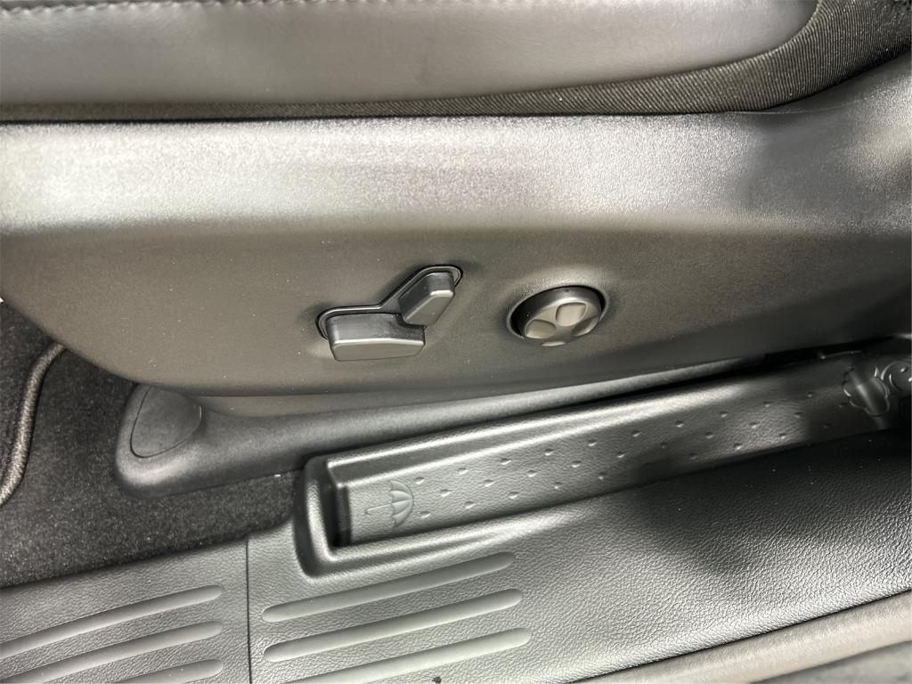 new 2026 Chrysler Pacifica car, priced at $52,603