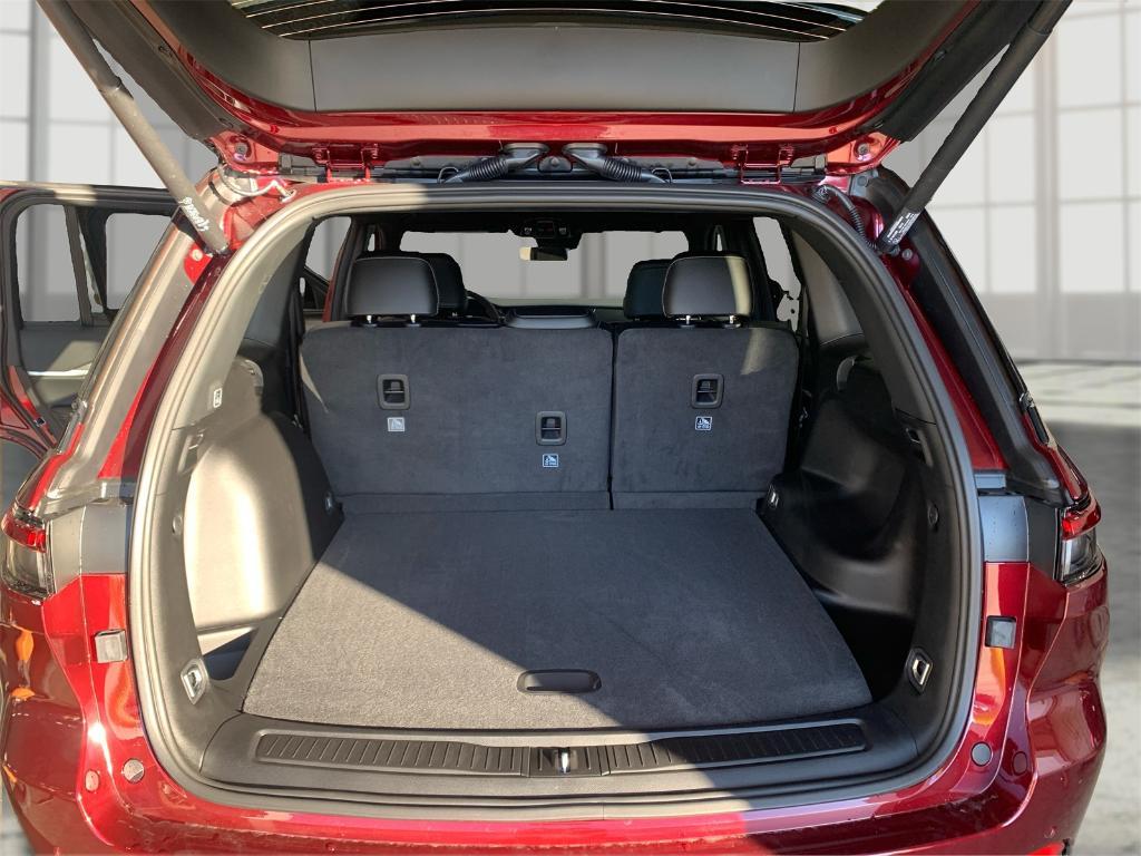 new 2025 Jeep Grand Cherokee car, priced at $43,250