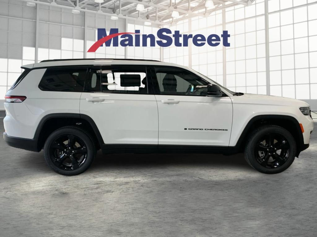 new 2025 Jeep Grand Cherokee L car, priced at $41,983