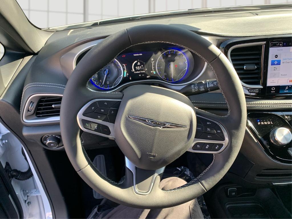 new 2026 Chrysler Pacifica car, priced at $41,842