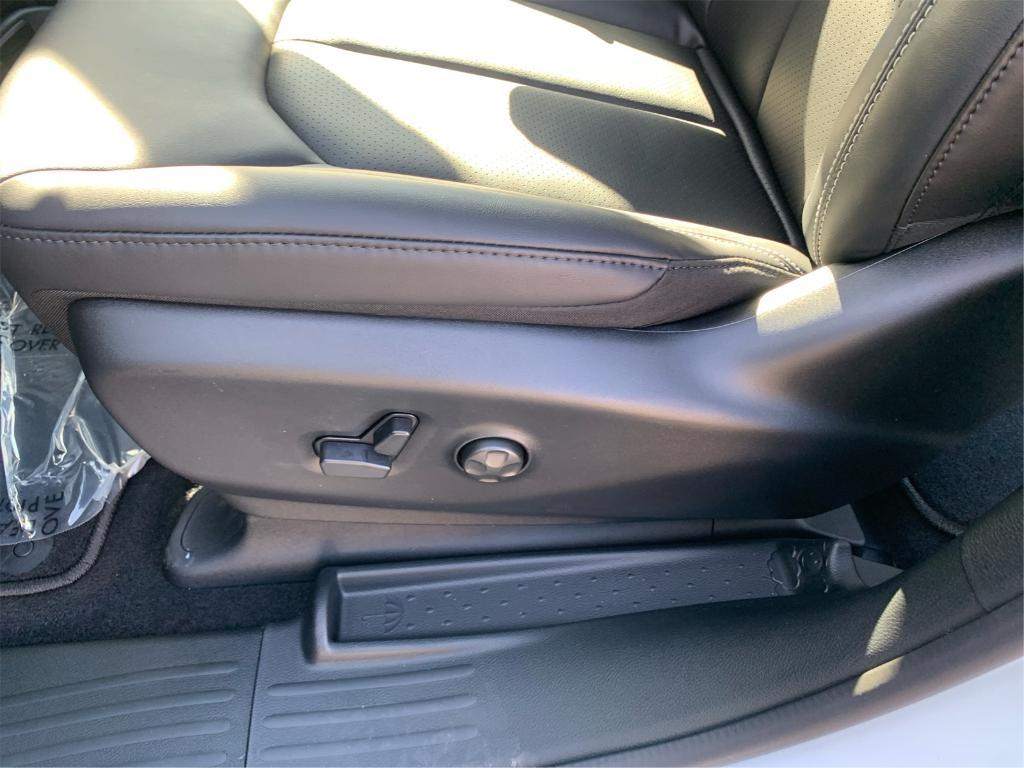 new 2026 Chrysler Pacifica car, priced at $42,842