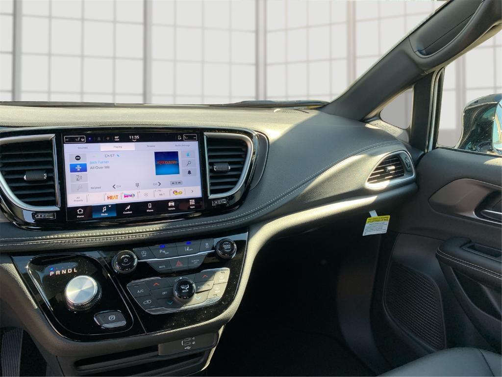 new 2026 Chrysler Pacifica car, priced at $42,842