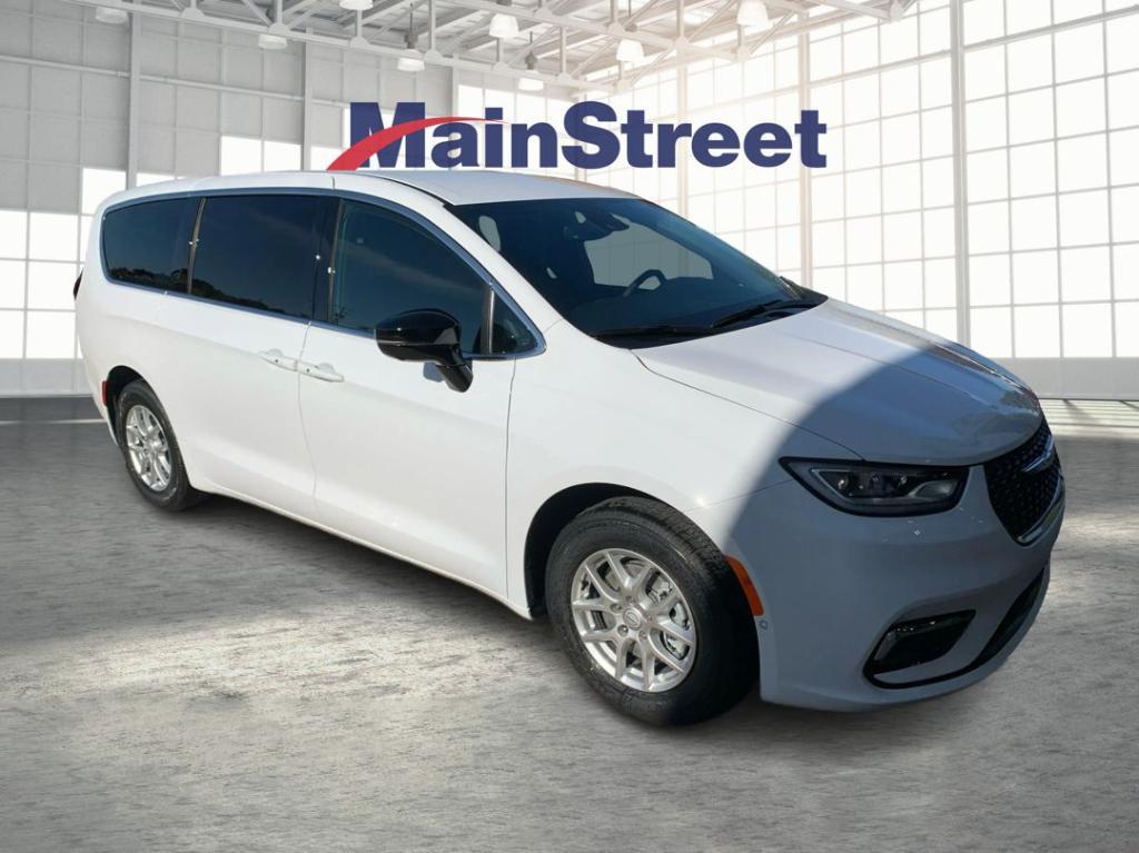 new 2026 Chrysler Pacifica car, priced at $41,842