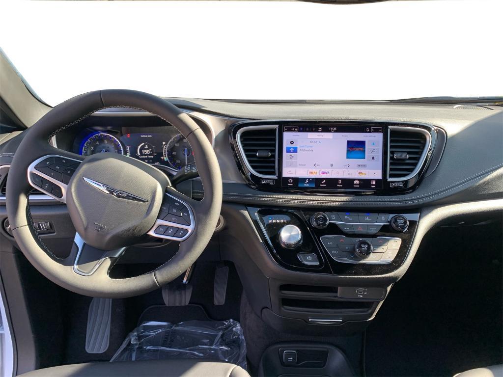 new 2026 Chrysler Pacifica car, priced at $42,842