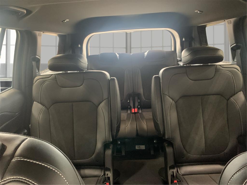 new 2025 Jeep Grand Cherokee L car, priced at $42,519