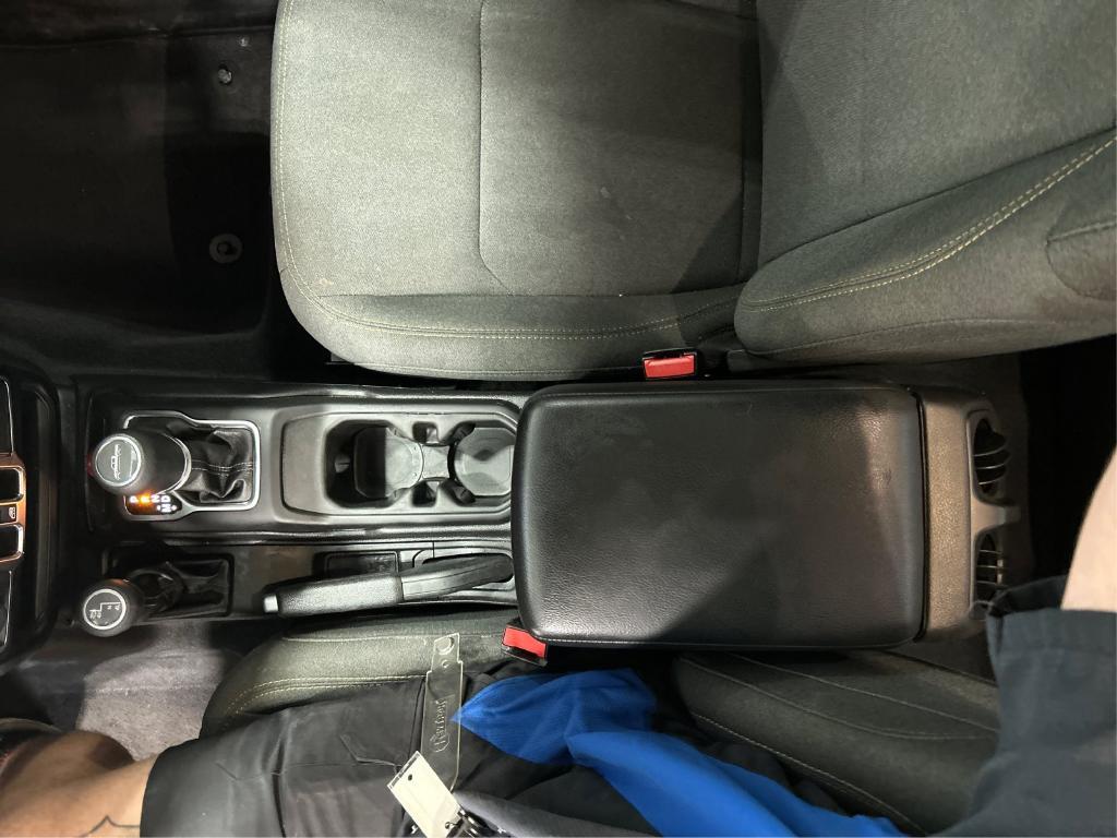 used 2025 Jeep Gladiator car, priced at $28,500