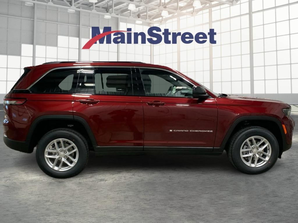 new 2025 Jeep Grand Cherokee car, priced at $34,988