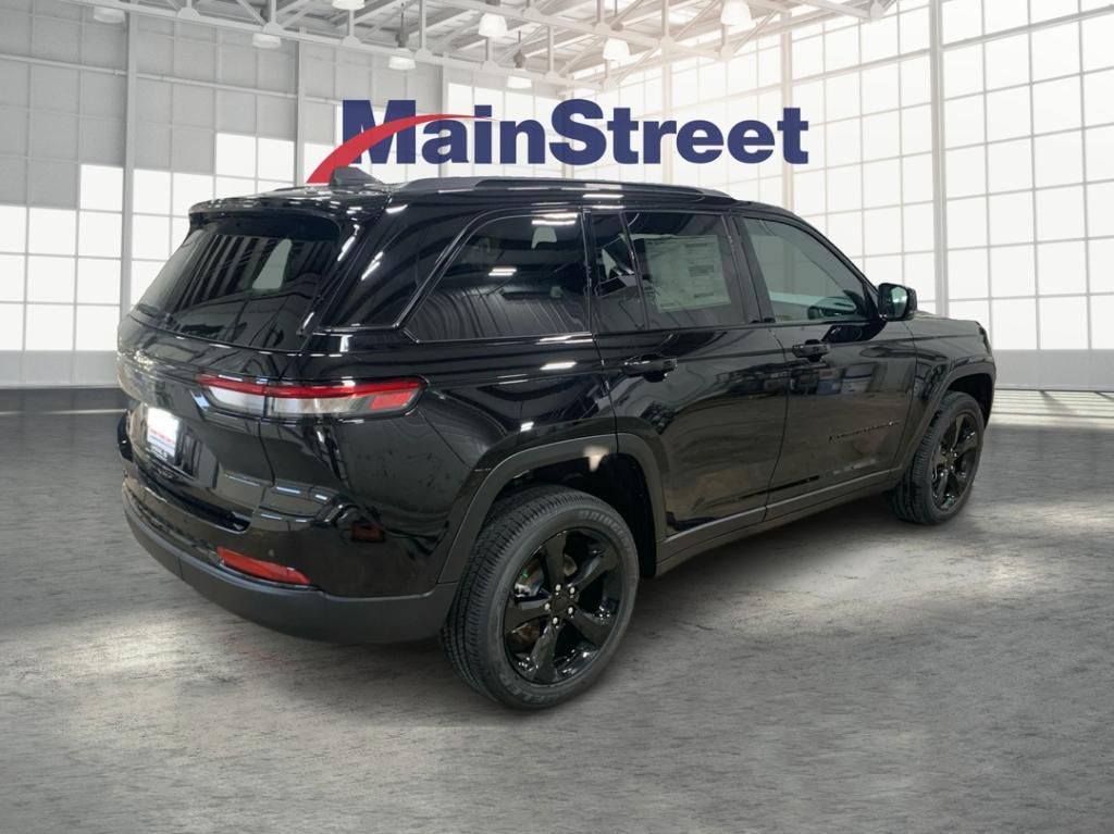 new 2025 Jeep Grand Cherokee car, priced at $40,934