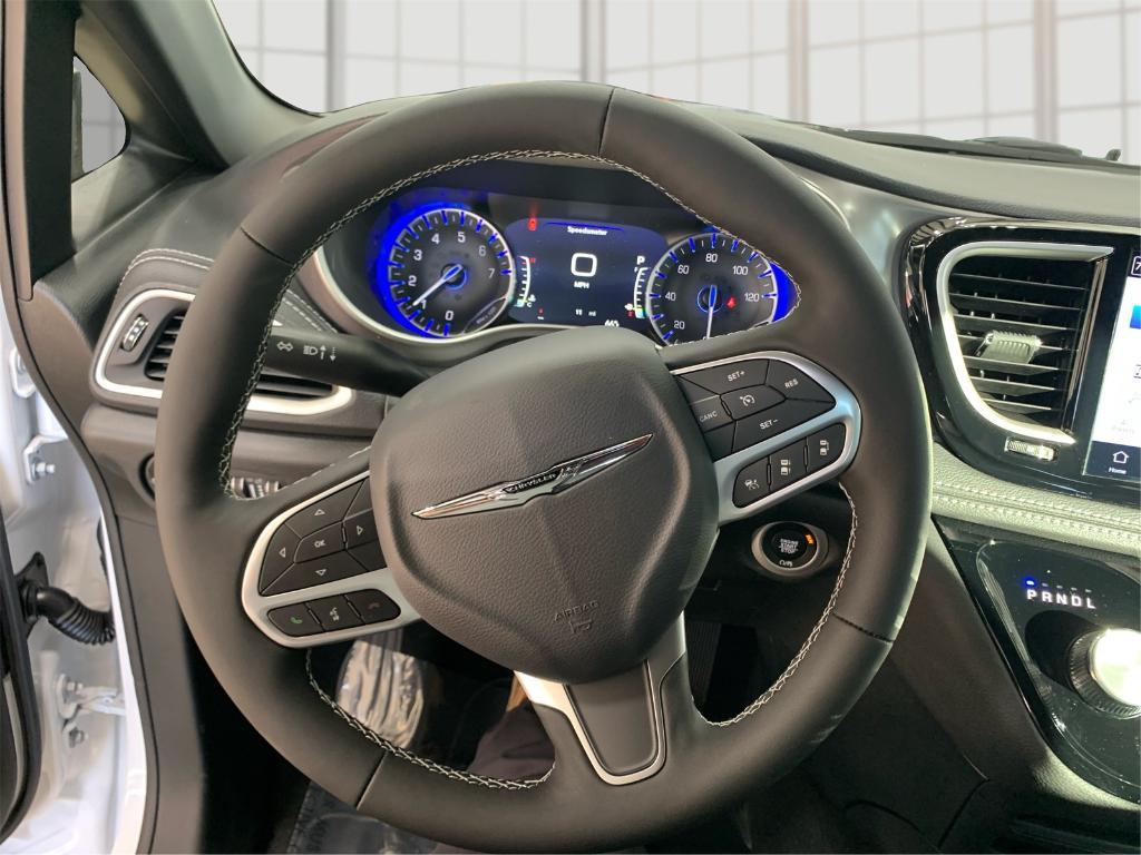 new 2026 Chrysler Pacifica car, priced at $45,717