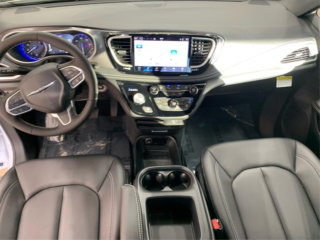 new 2026 Chrysler Pacifica car, priced at $45,717