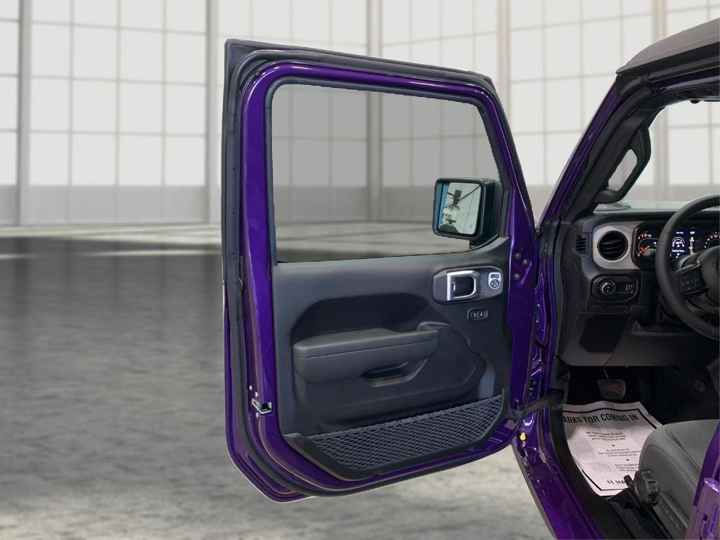 new 2026 Jeep Gladiator car, priced at $48,002