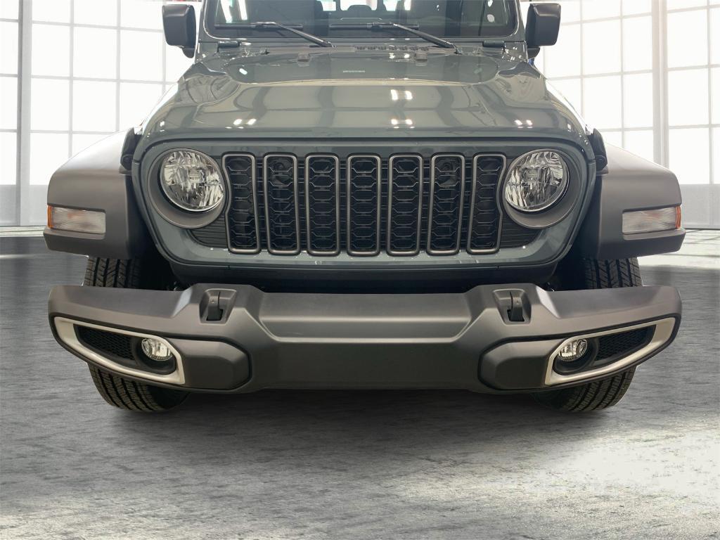 new 2025 Jeep Gladiator car, priced at $42,875