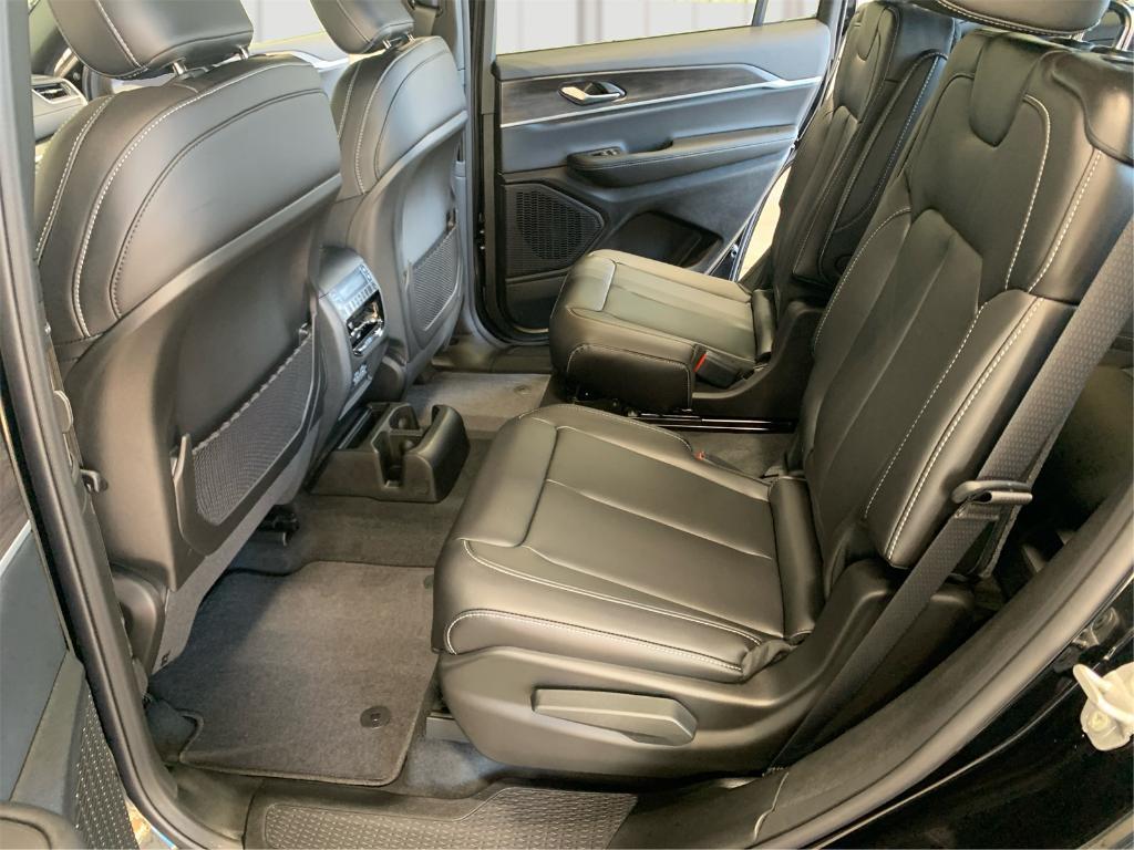 new 2025 Jeep Grand Cherokee L car, priced at $43,766