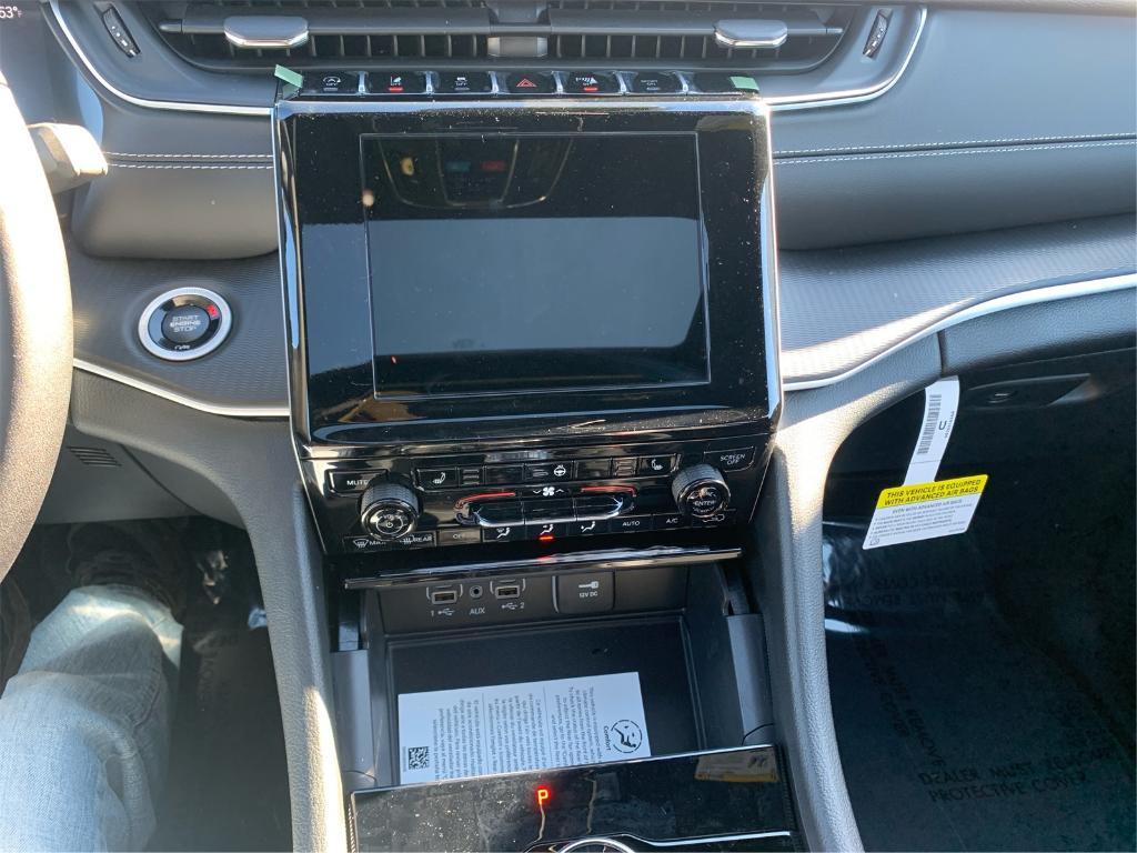 used 2025 Jeep Grand Cherokee L car, priced at $43,100