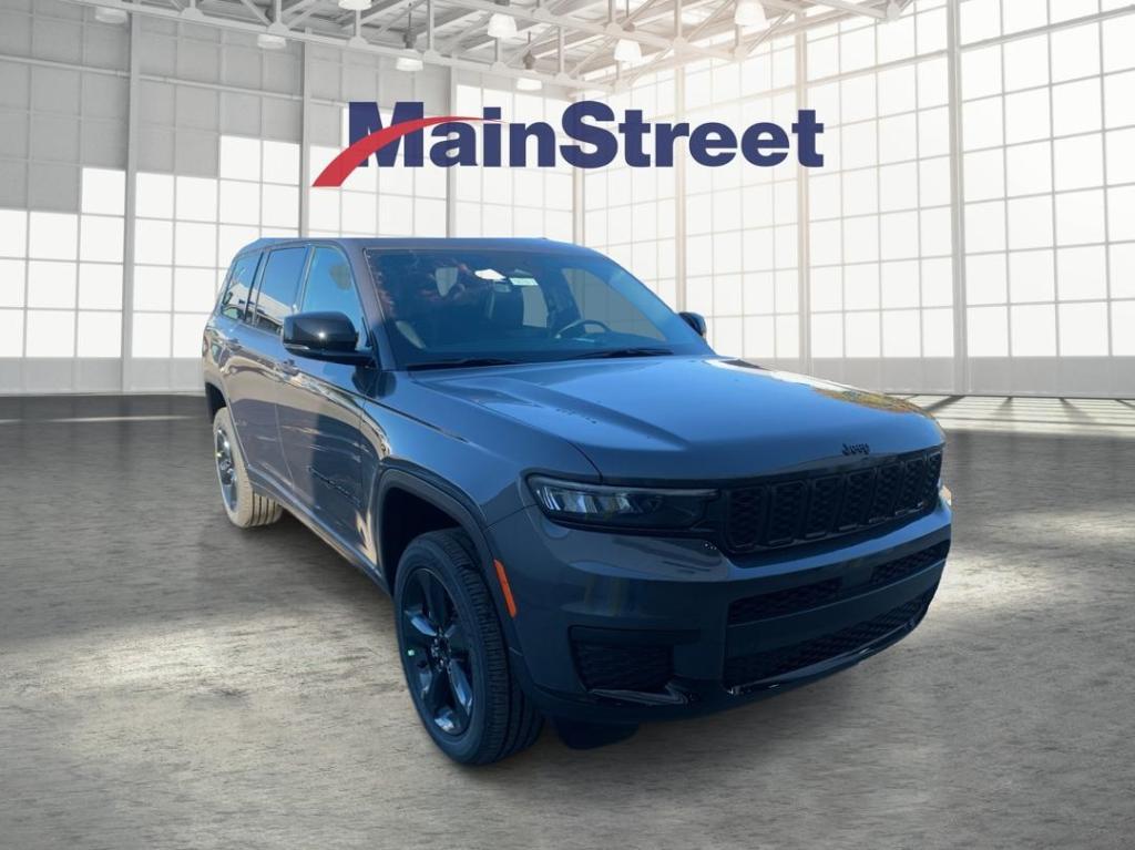 used 2025 Jeep Grand Cherokee L car, priced at $43,100