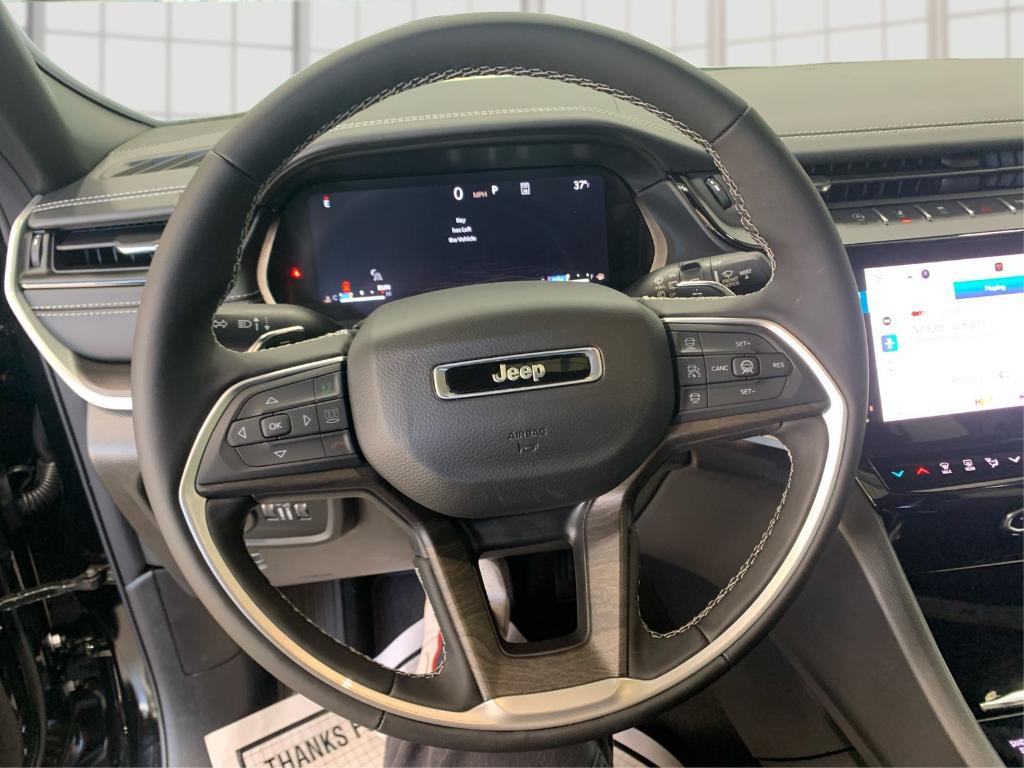 new 2026 Jeep Grand Cherokee car, priced at $50,661