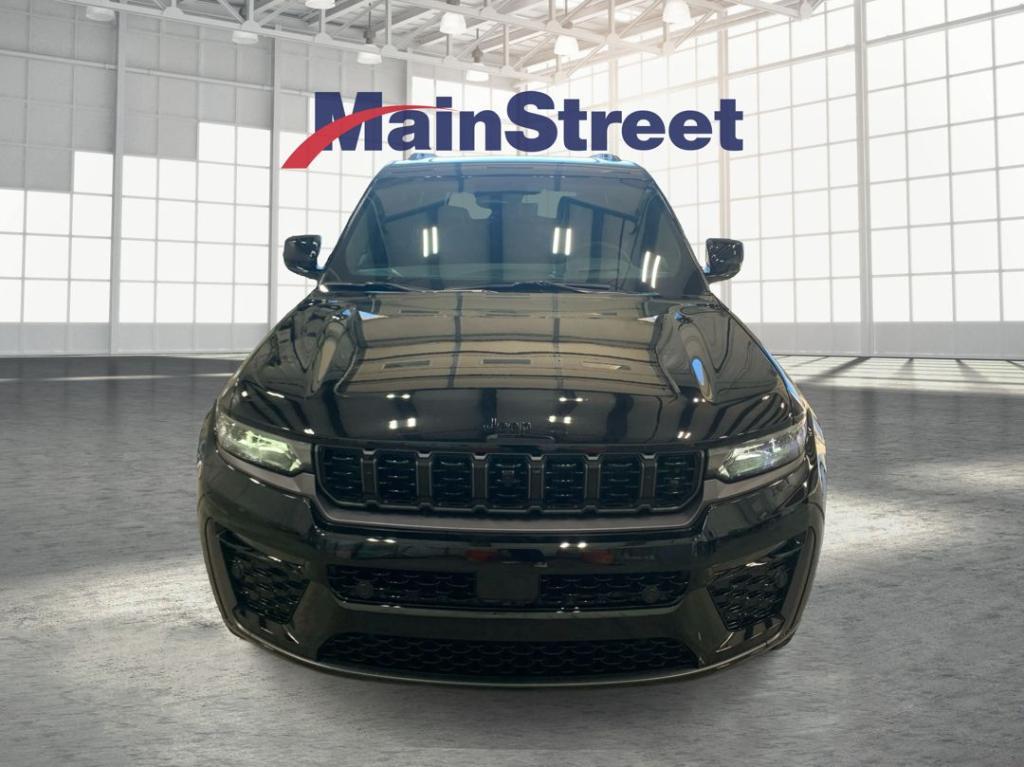 new 2026 Jeep Grand Cherokee car, priced at $50,661