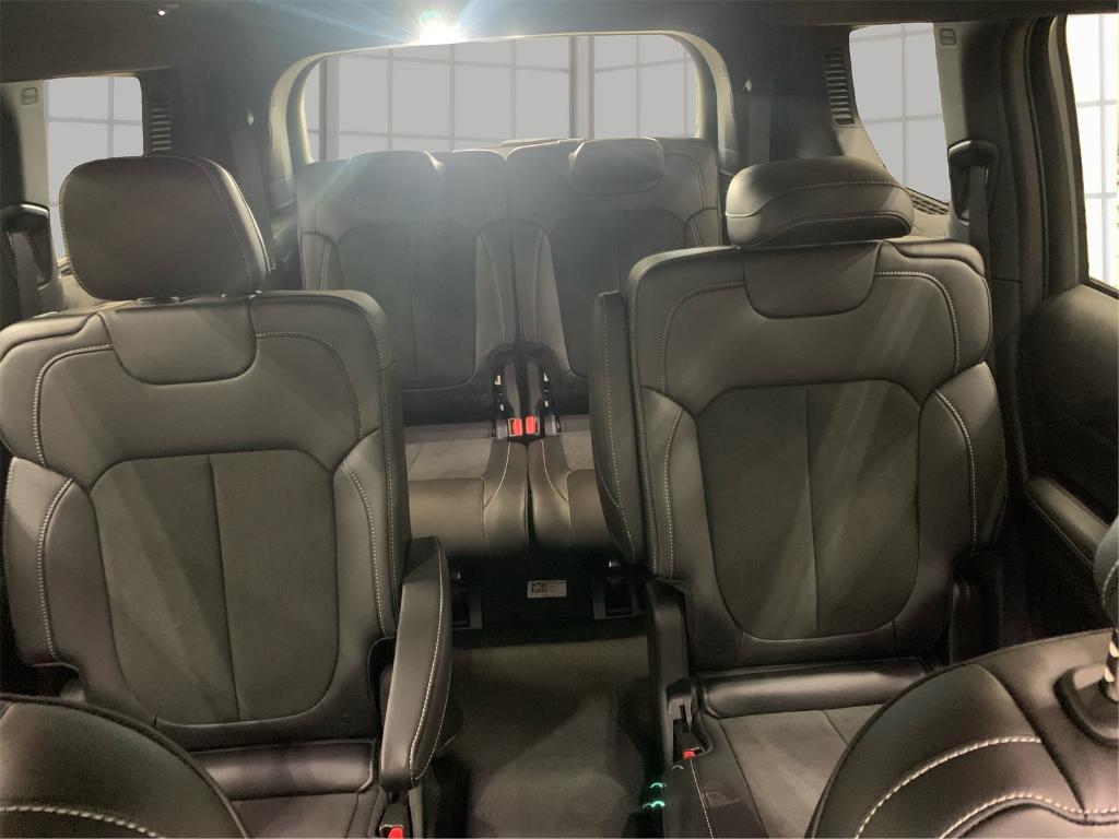 new 2025 Jeep Grand Cherokee L car, priced at $42,519