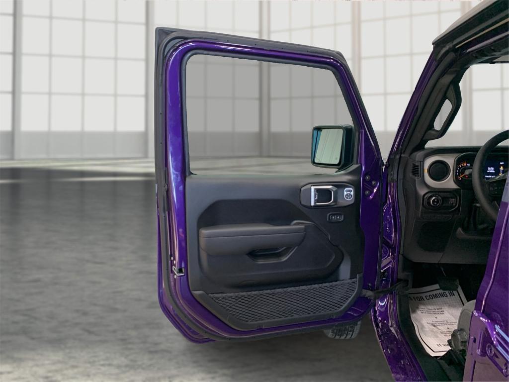 new 2026 Jeep Gladiator car, priced at $47,623