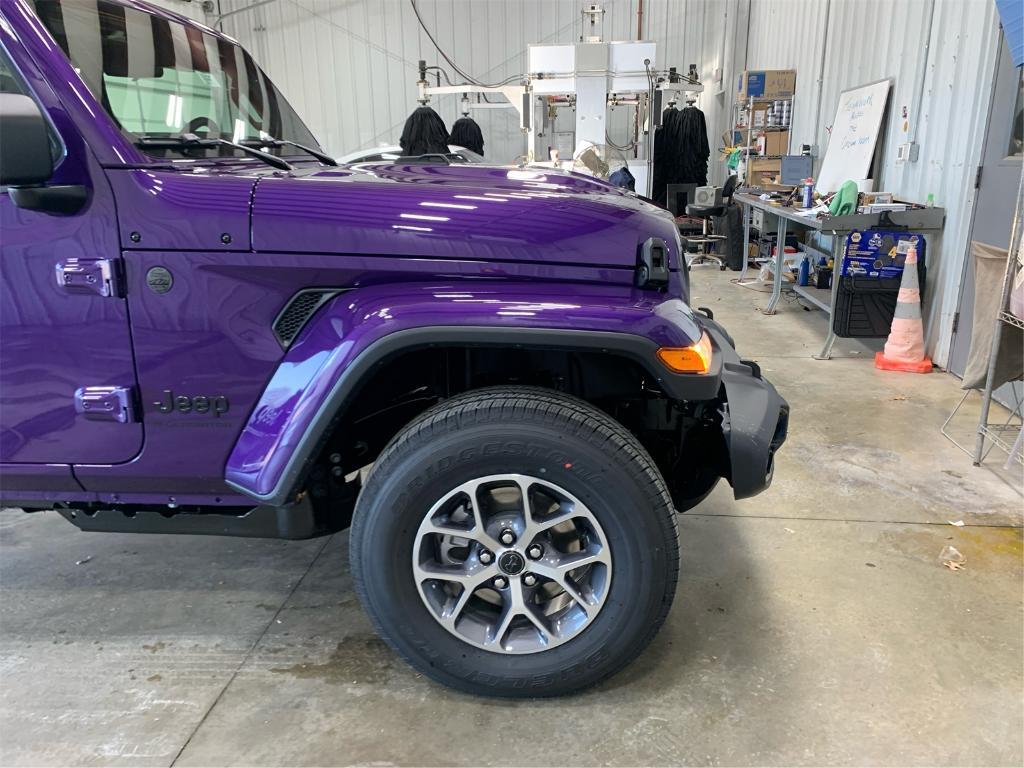 new 2026 Jeep Gladiator car, priced at $47,623