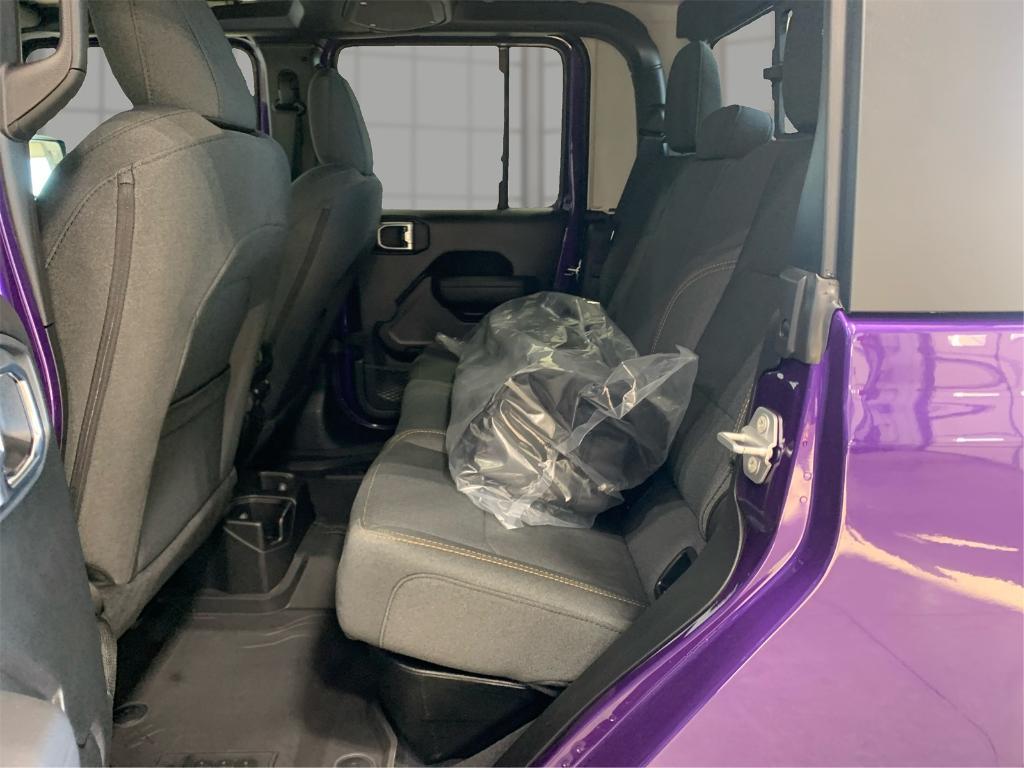 new 2026 Jeep Gladiator car, priced at $47,623