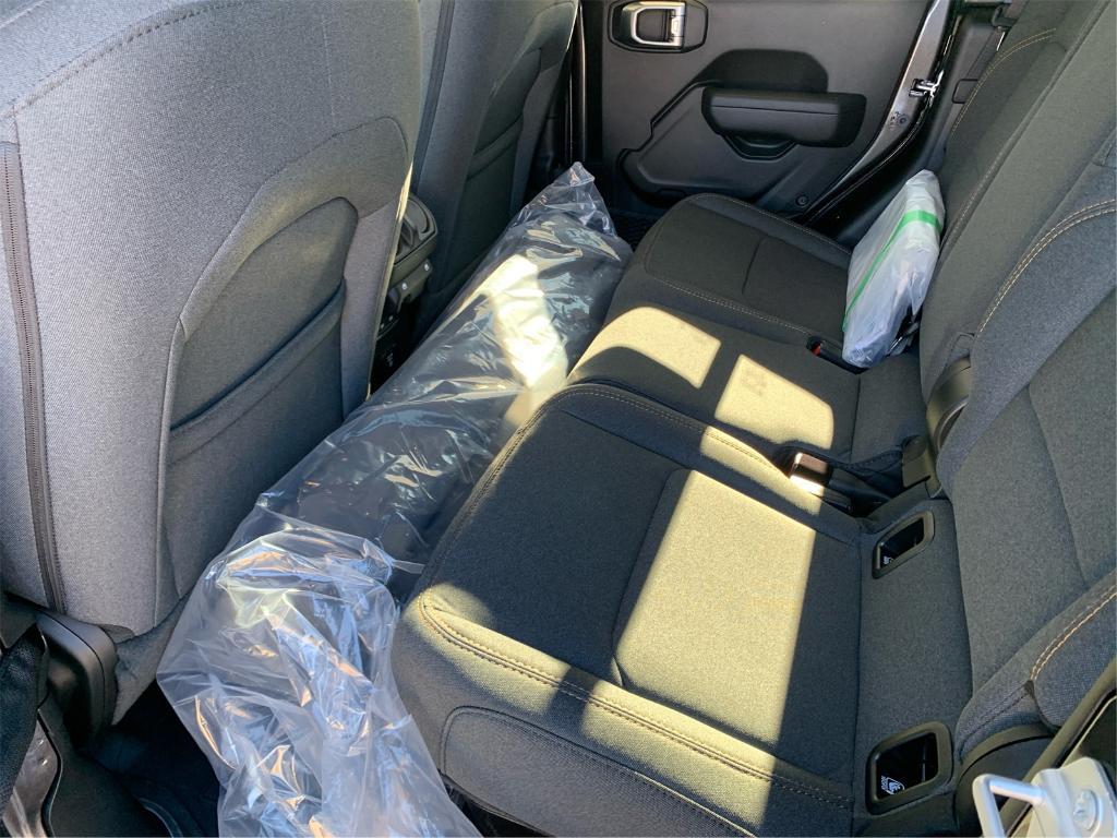 new 2026 Jeep Gladiator car, priced at $52,355