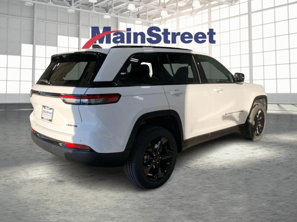 new 2025 Jeep Grand Cherokee car, priced at $45,926