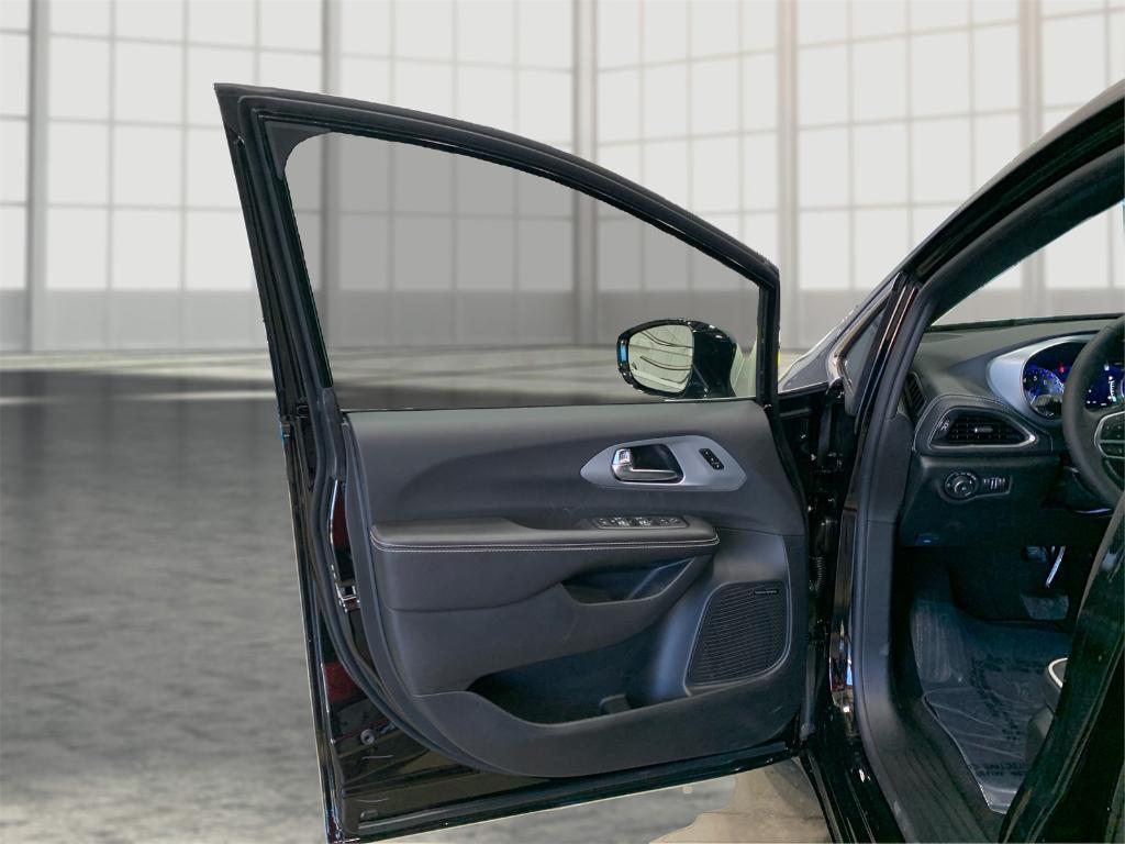 new 2026 Chrysler Pacifica car, priced at $53,205