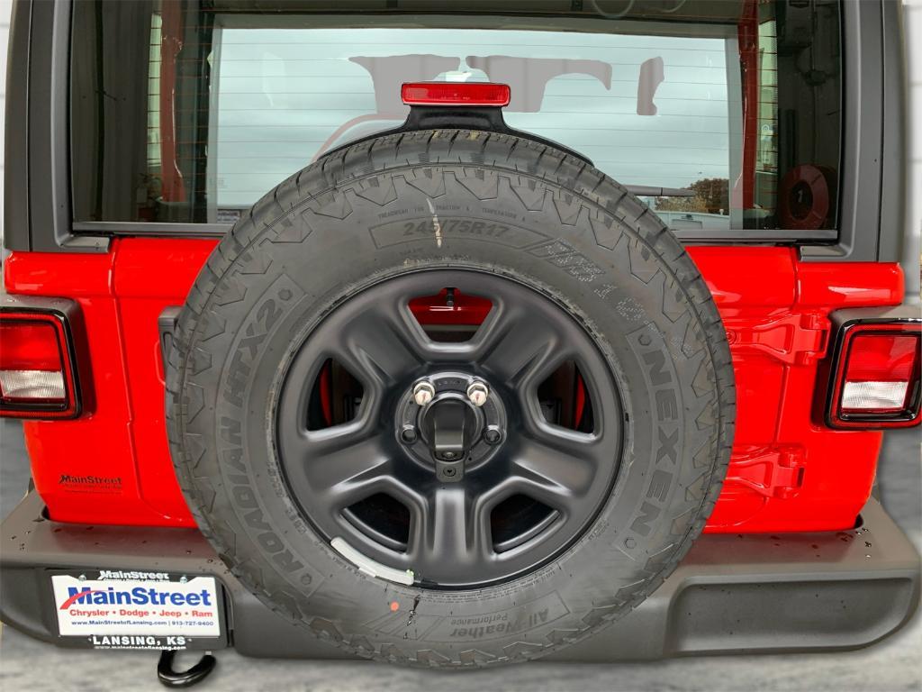 new 2026 Jeep Wrangler car, priced at $35,331